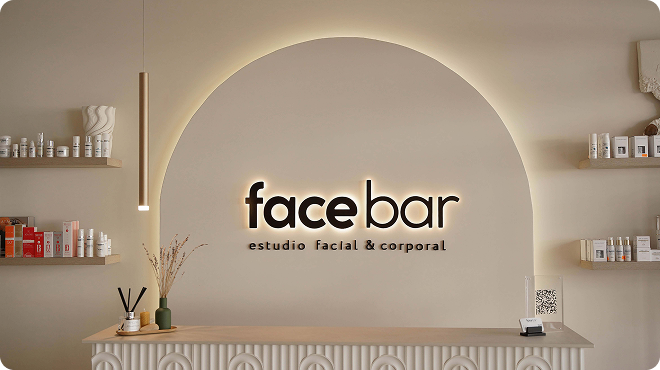 Interior del estudio Facebar